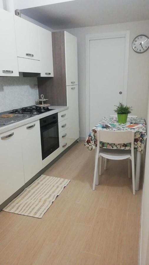 Welcome Holiday House Полиньяно-а-Маре Экстерьер фото