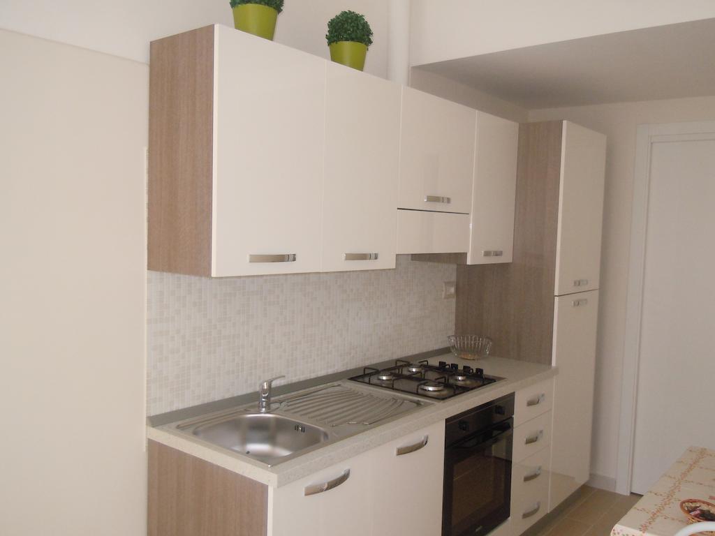 Welcome Holiday House Полиньяно-а-Маре Номер фото