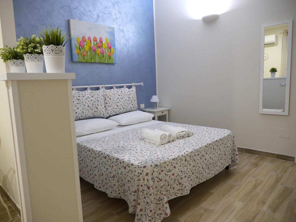 Welcome Holiday House Полиньяно-а-Маре Экстерьер фото